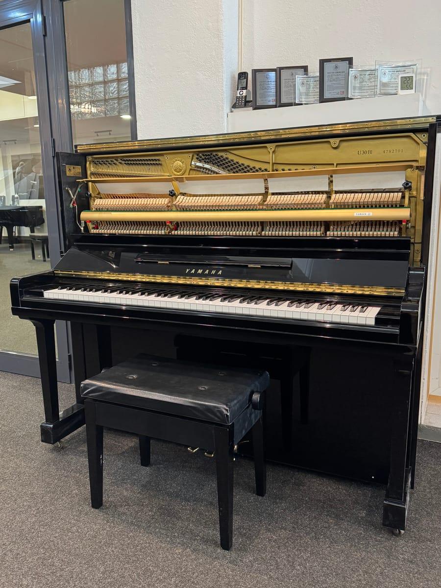 Yamaha U30BL - Imagem 3